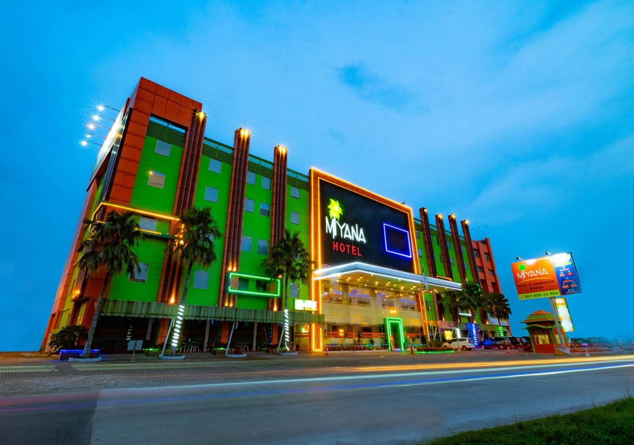 Miyanna Hotel Medan Extérieur photo