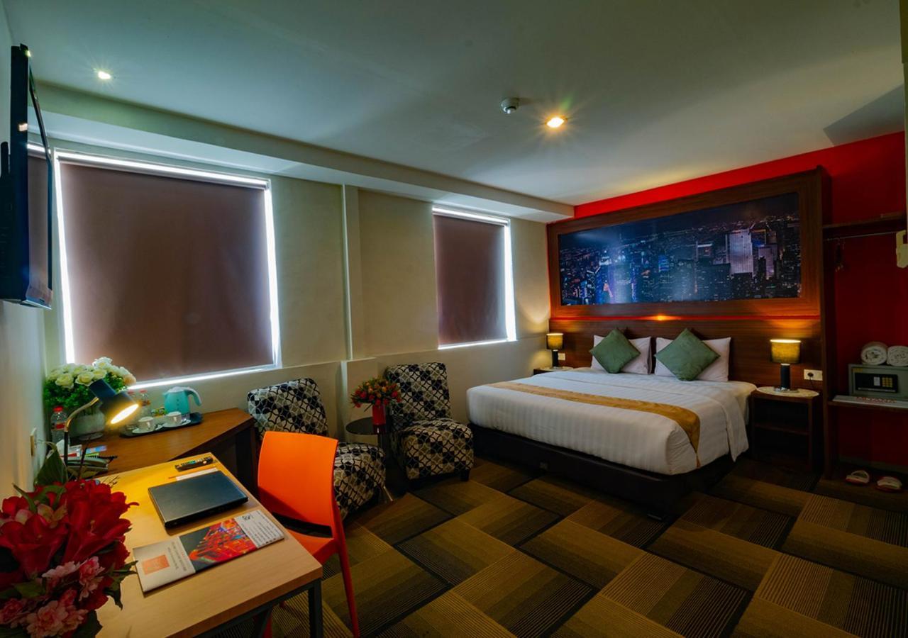 Miyanna Hotel Medan Extérieur photo