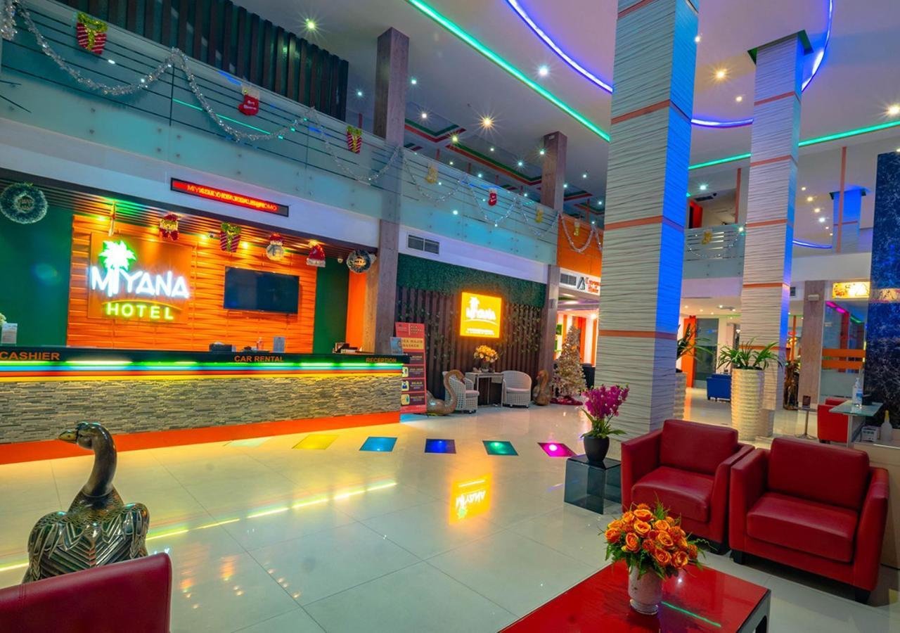 Miyanna Hotel Medan Extérieur photo