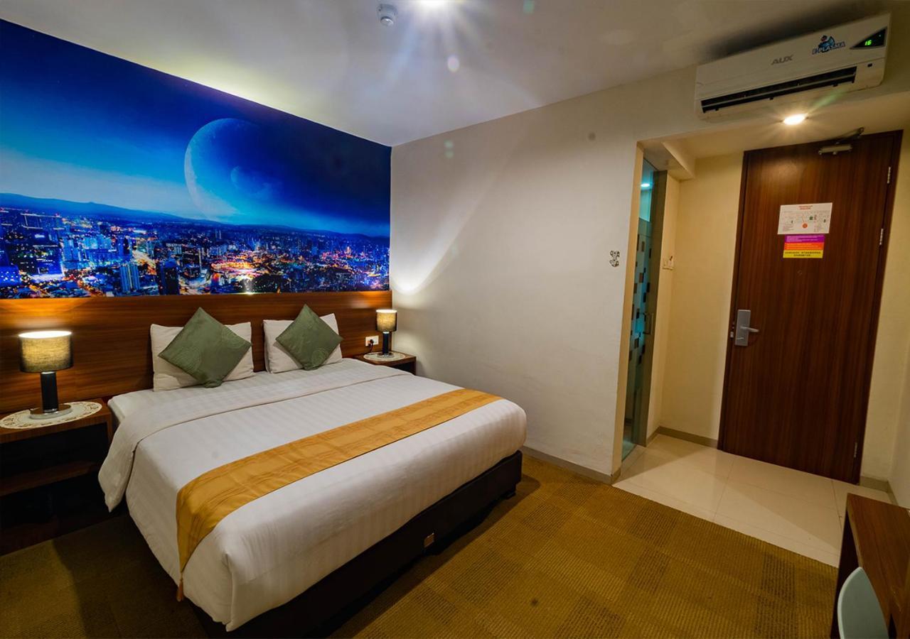 Miyanna Hotel Medan Extérieur photo