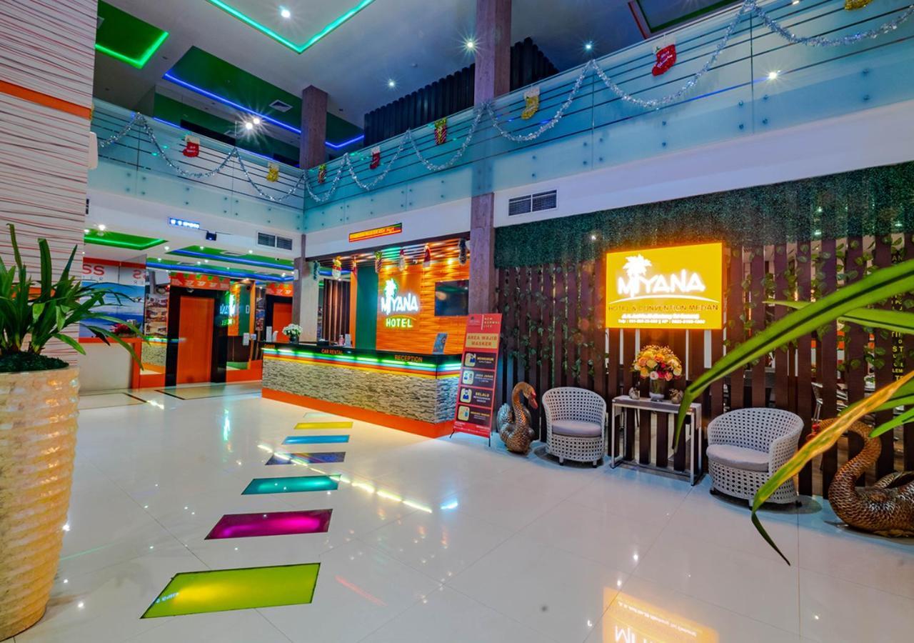 Miyanna Hotel Medan Extérieur photo