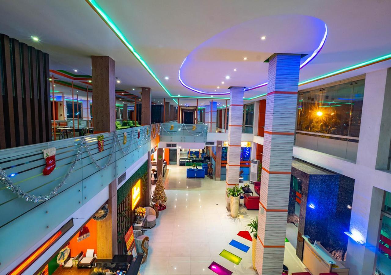 Miyanna Hotel Medan Extérieur photo