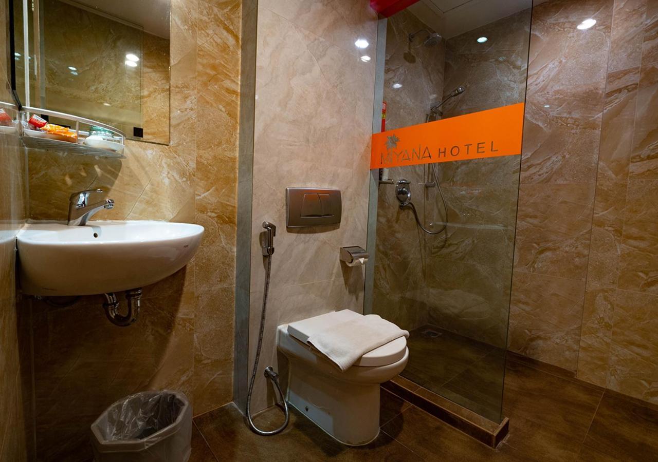 Miyanna Hotel Medan Extérieur photo