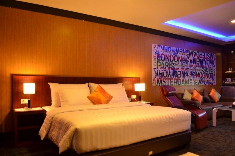 Miyanna Hotel Medan Extérieur photo