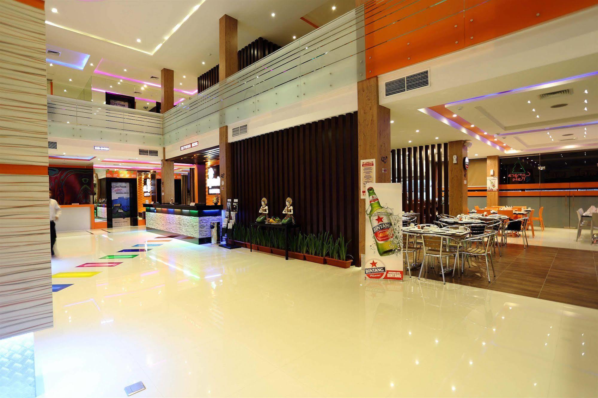 Miyanna Hotel Medan Extérieur photo